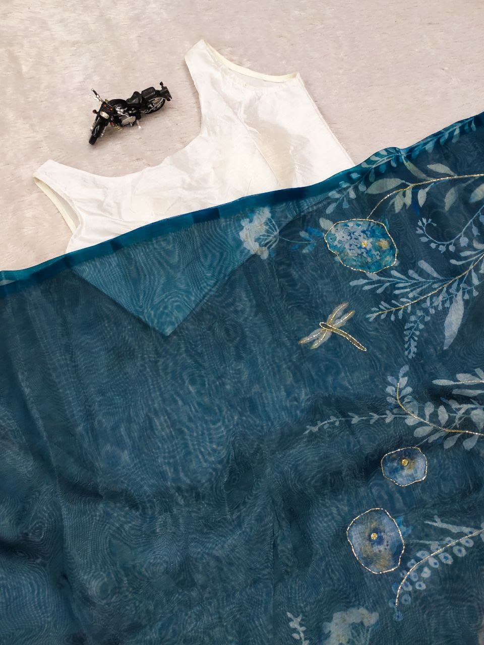 VK 4206 Soft Organza Digital Printed Party Wear Saree Suppliers In India